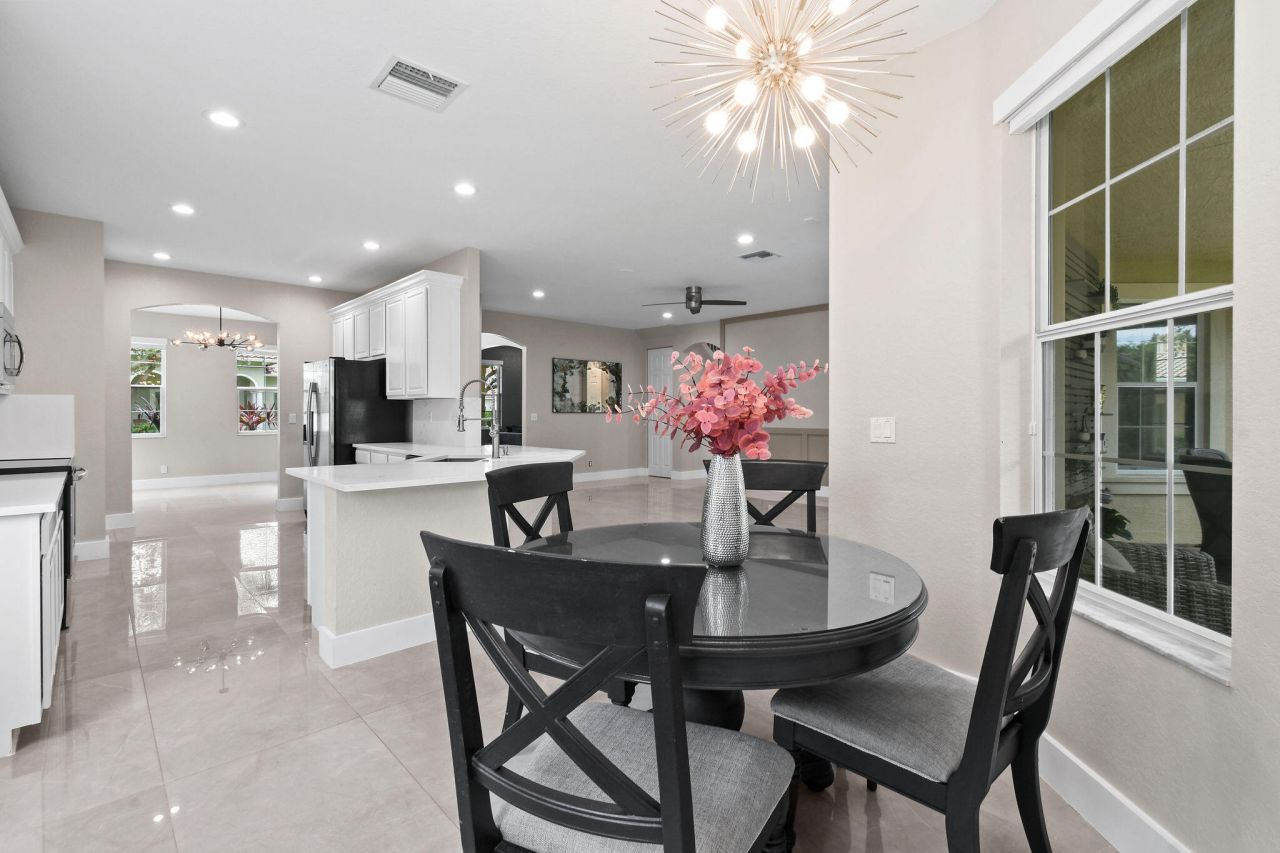 111 Tullamore Avenue, Jupiter, FL 33458 Photo