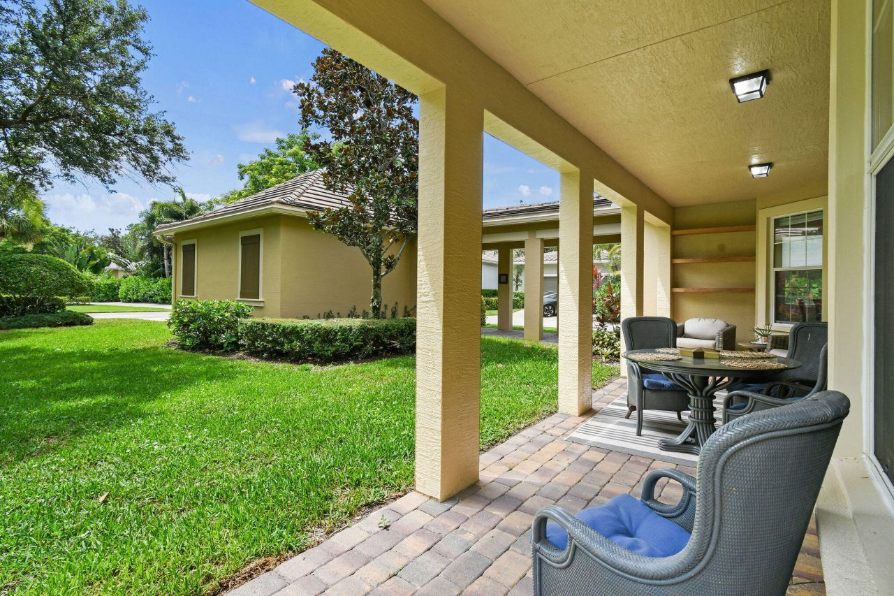 111 Tullamore Avenue, Jupiter, FL 33458 Photo