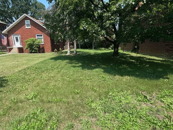 38 E Touhy Avenue, Park Ridge, IL 60068