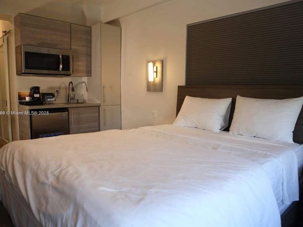 763 Pennsylvania Ave, Unit 101, Miami Beach, FL 33139