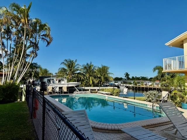 301 E Mcnab Rd, Unit 205, Pompano Beach, FL 33060 Photo