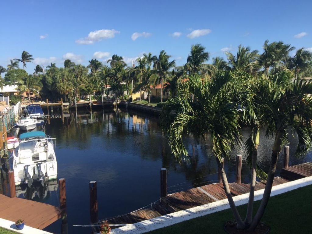 301 E Mcnab Rd, Unit 205, Pompano Beach, FL 33060 Photo