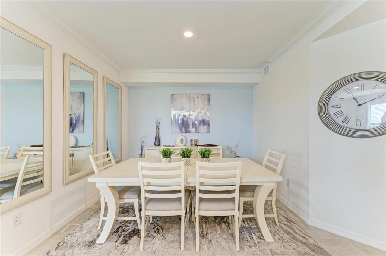 18114 Gawthrop Drive, Unit 201, Bradenton, FL 34211 Photo