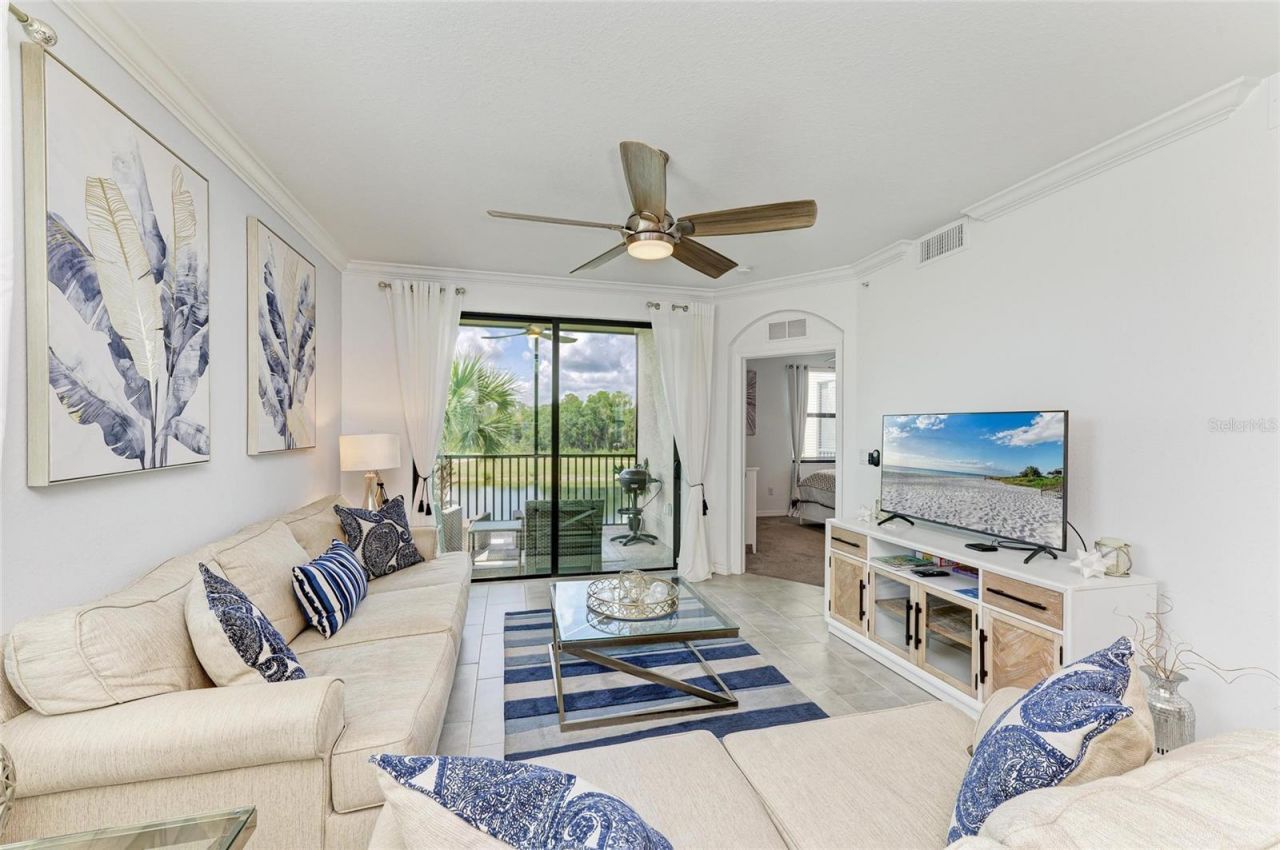 18114 Gawthrop Drive, Unit 201, Bradenton, FL 34211 Photo