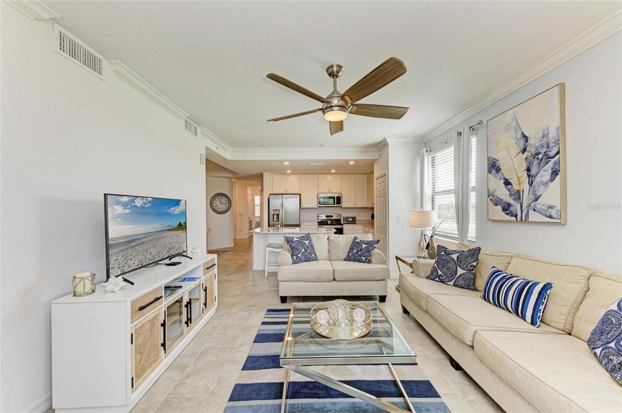 18114 Gawthrop Drive, Unit 201, Bradenton, FL 34211 Photo