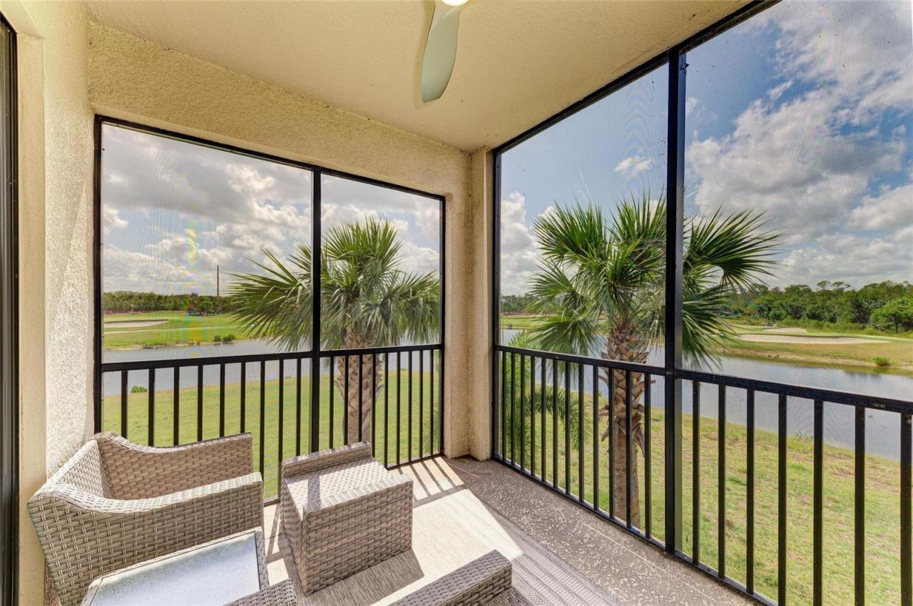 18114 Gawthrop Drive, Unit 201, Bradenton, FL 34211 Photo