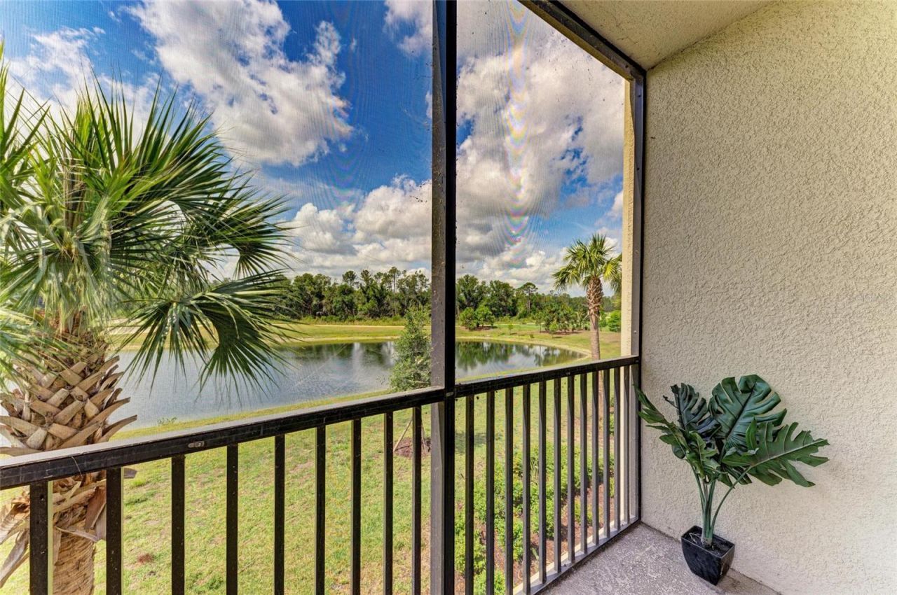 18114 Gawthrop Drive, Unit 201, Bradenton, FL 34211 Photo