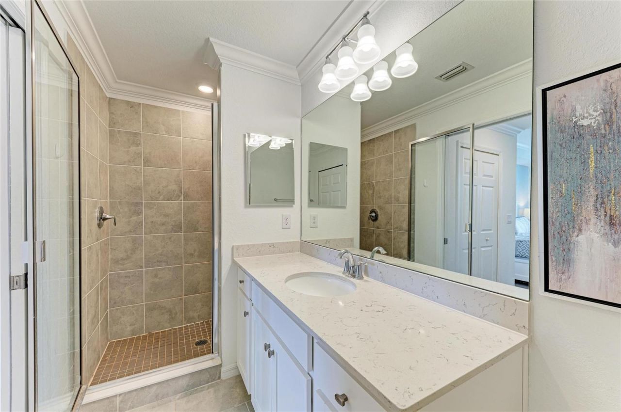 18114 Gawthrop Drive, Unit 201, Bradenton, FL 34211 Photo