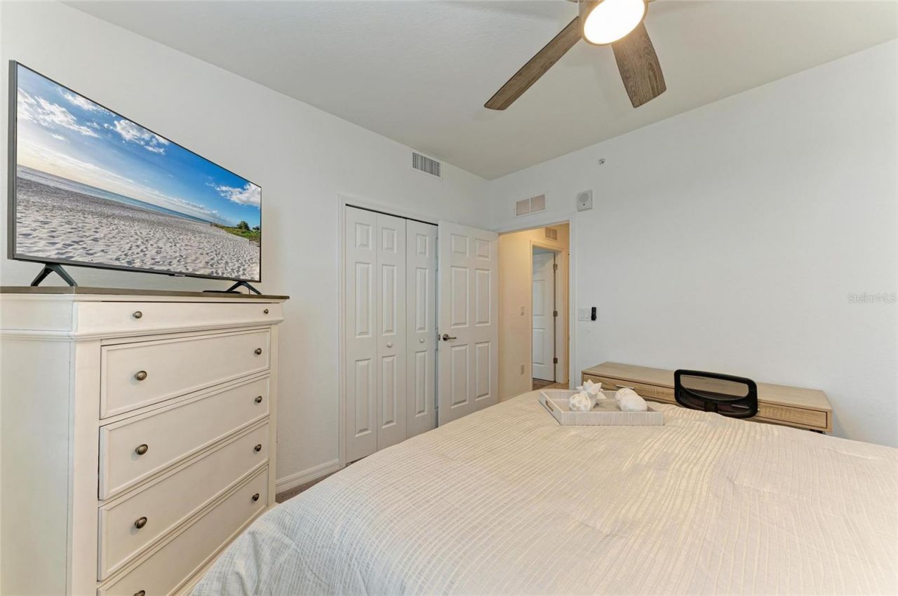 18114 Gawthrop Drive, Unit 201, Bradenton, FL 34211 Photo