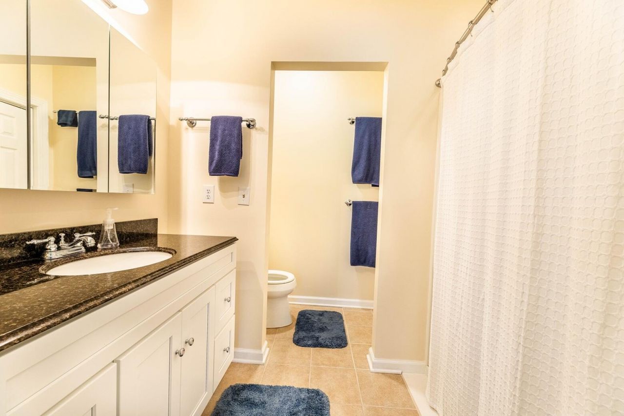 202 Trillium Court Photo 21