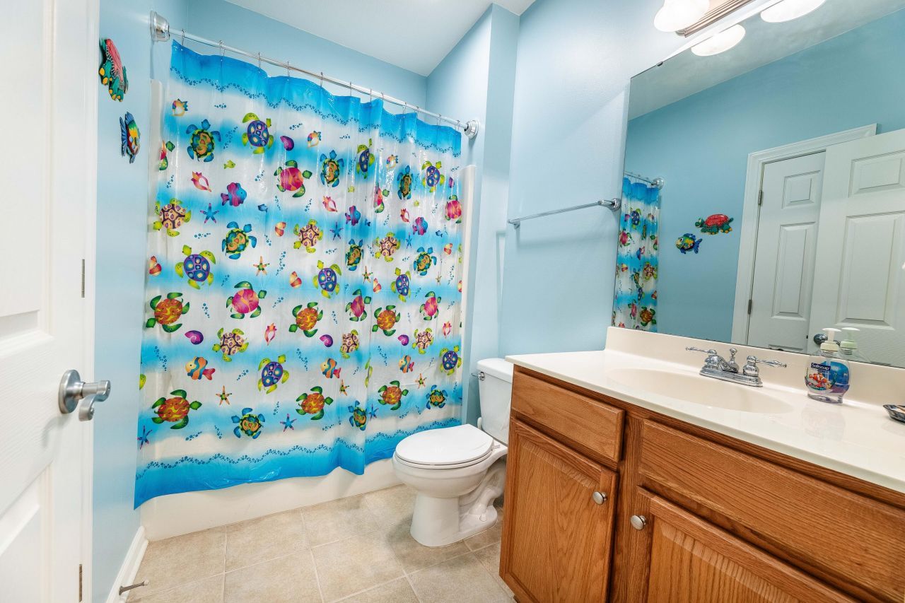 202 Trillium Court Photo 24