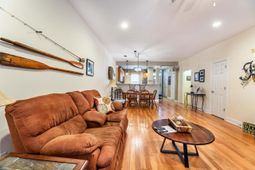 202 Trillium Court photo 4