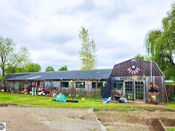 5348 Bagley Road S, Ithaca, MI 48847