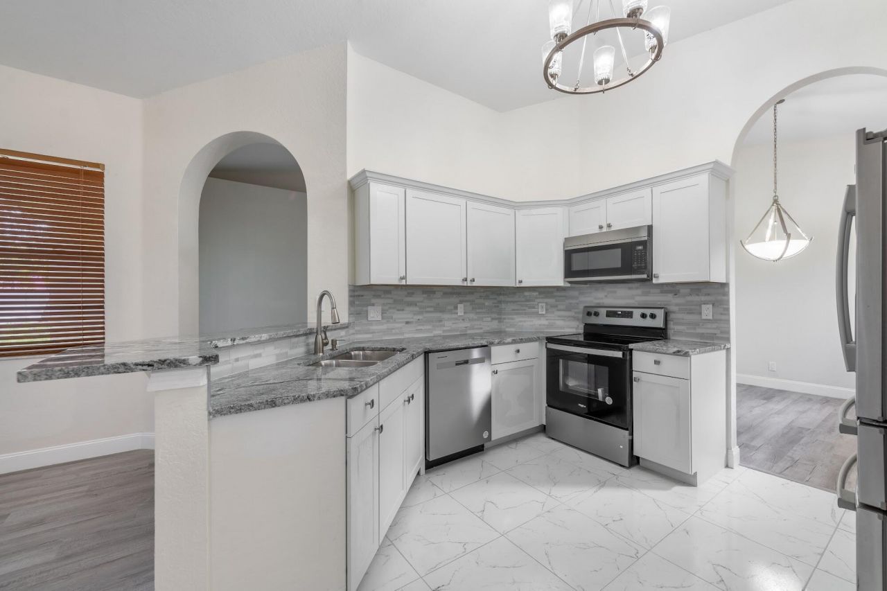 5761 Spanish River Road, Fort Pierce, FL 34951 Photo