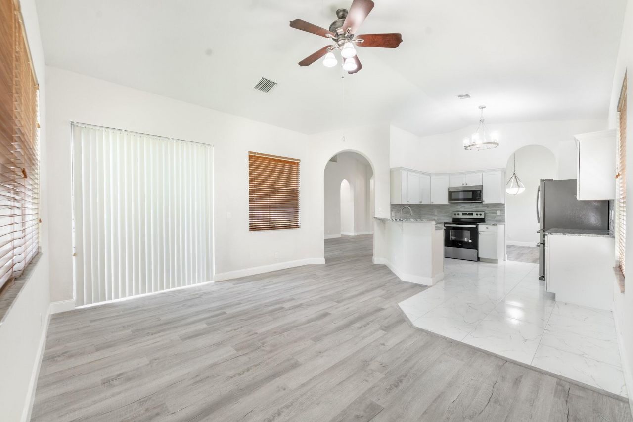 5761 Spanish River Road, Fort Pierce, FL 34951 Photo