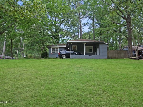 1249 Marydale Drive, Jackson, MS 39212