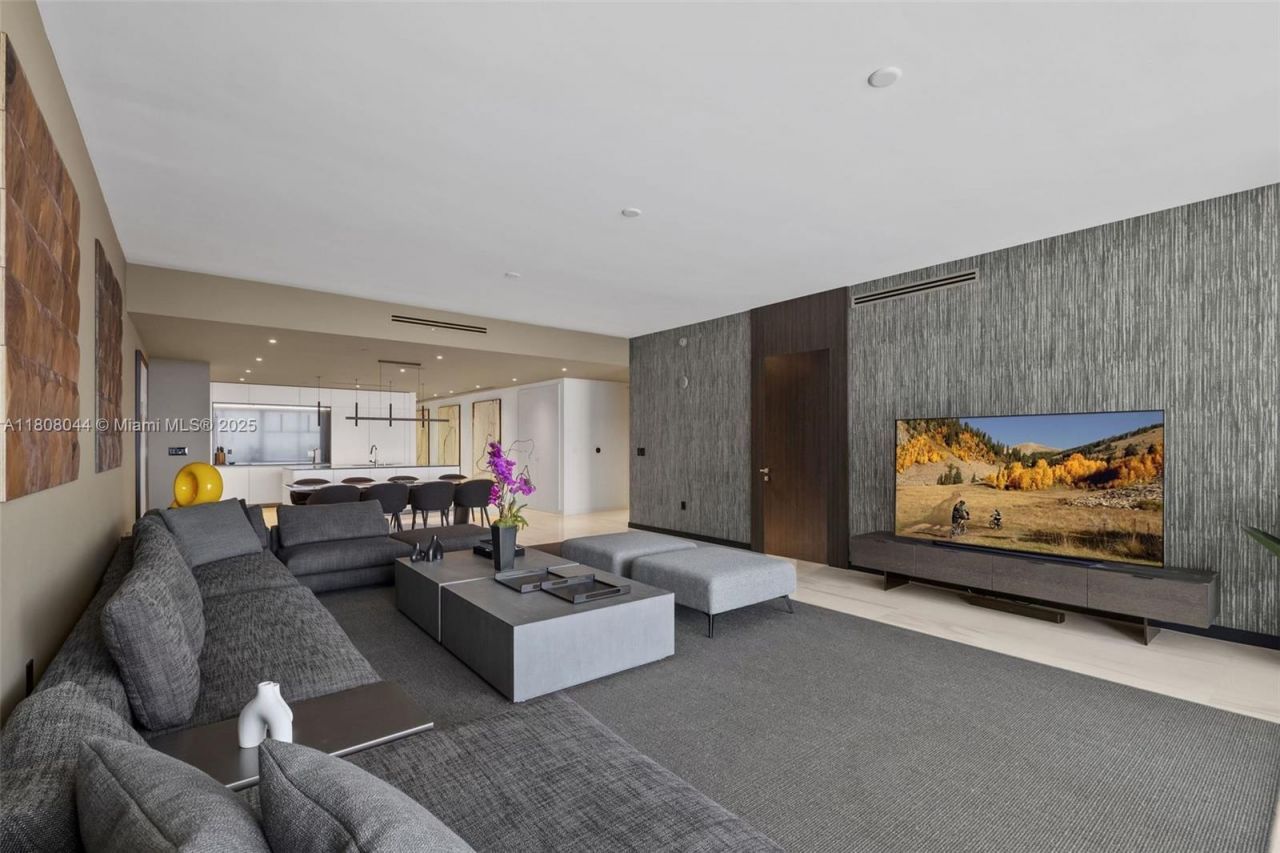 300 Biscayne Blvd Way, Unit 3104, Miami, FL 33131 Photo