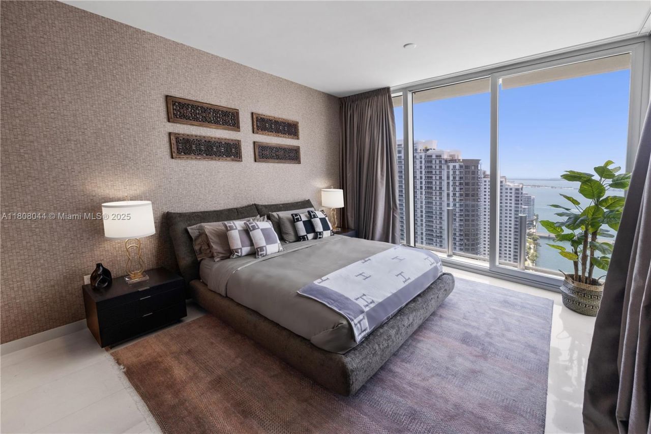 300 Biscayne Blvd Way, Unit 3104, Miami, FL 33131 Photo