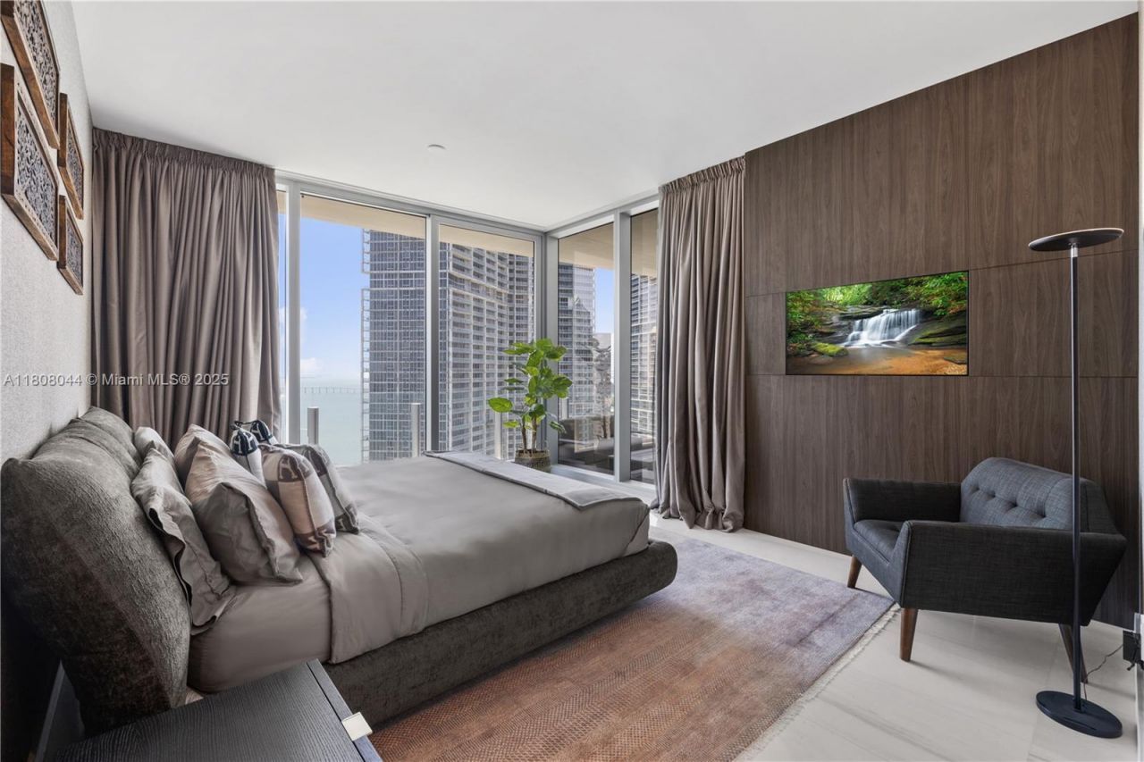 300 Biscayne Blvd Way, Unit 3104, Miami, FL 33131 Photo