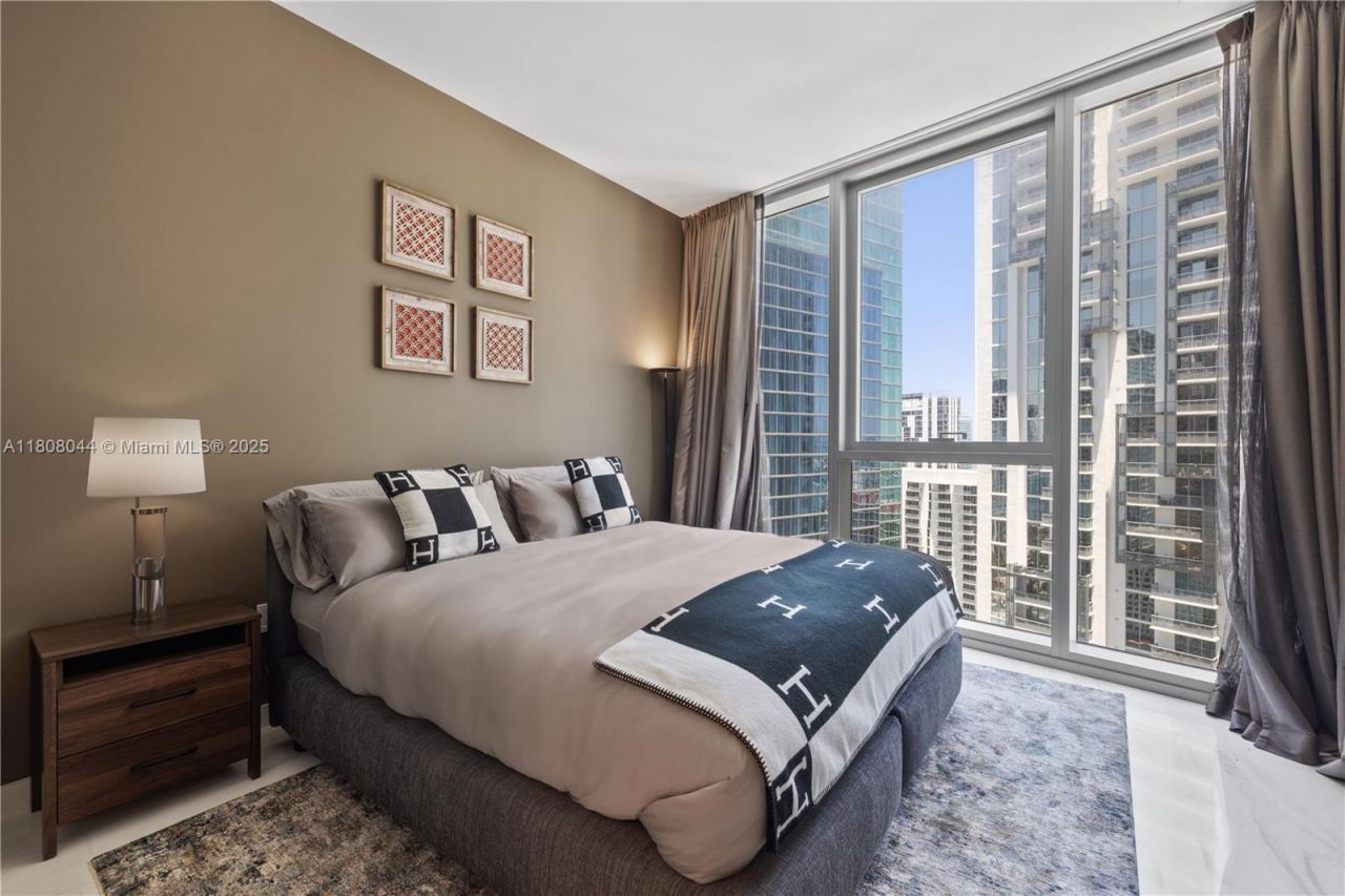 300 Biscayne Blvd Way, Unit 3104, Miami, FL 33131 Photo