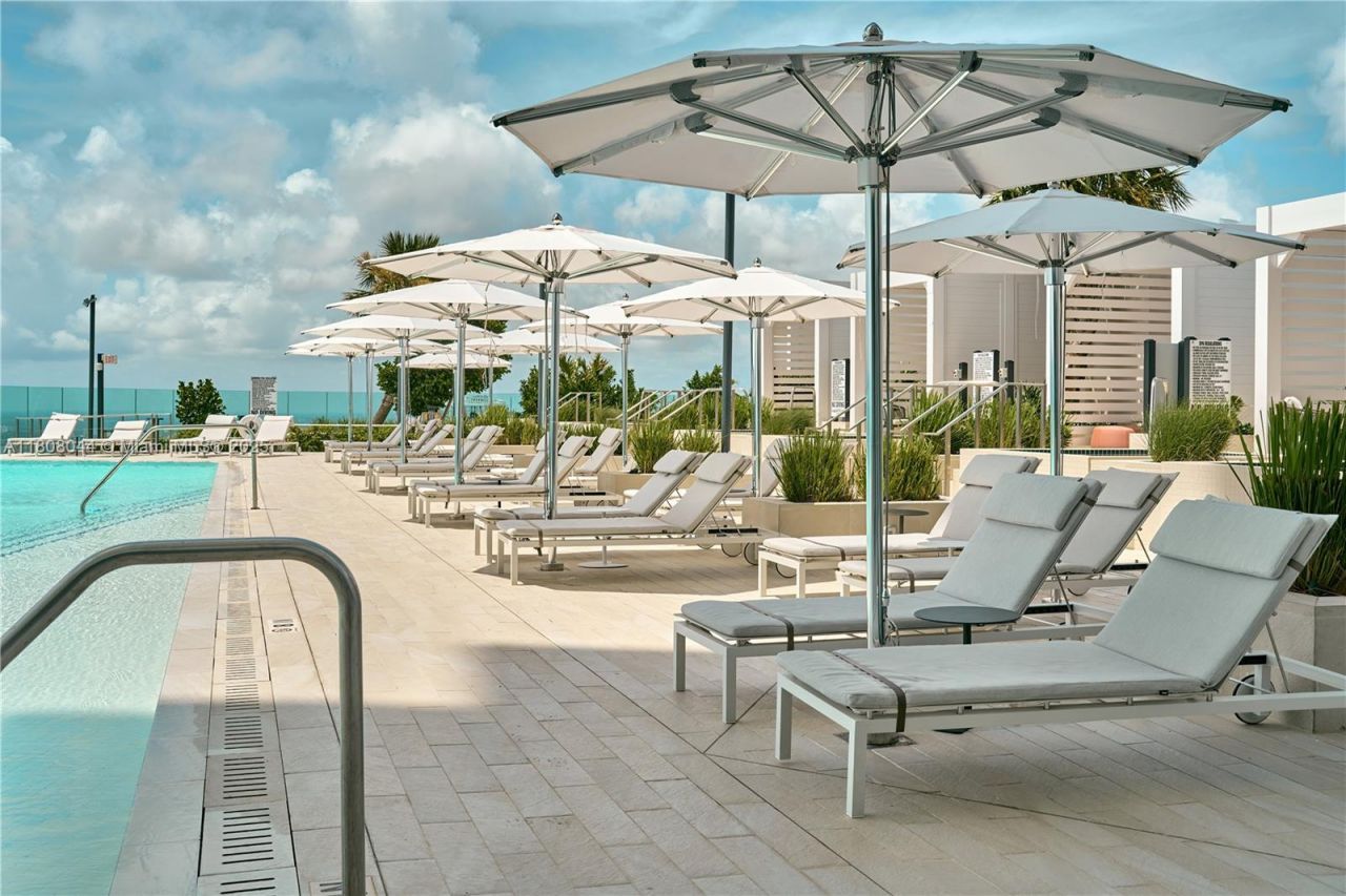 300 Biscayne Blvd Way, Unit 3104, Miami, FL 33131 Photo