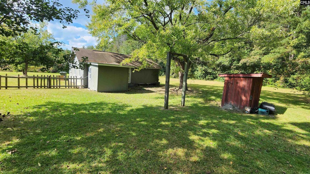 101 Moolah Drive Photo 12