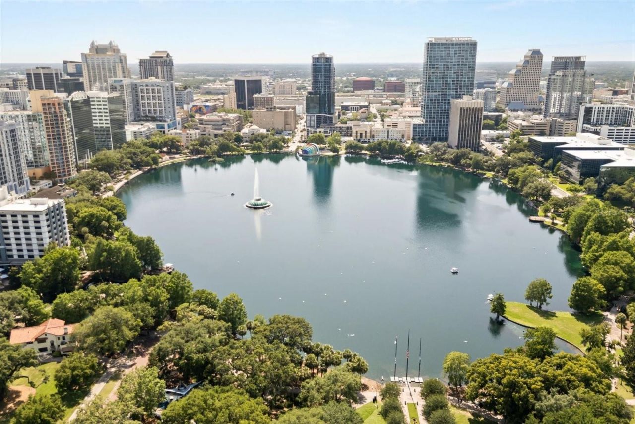 421 E Robinson Street, Orlando, FL 32801 Photo