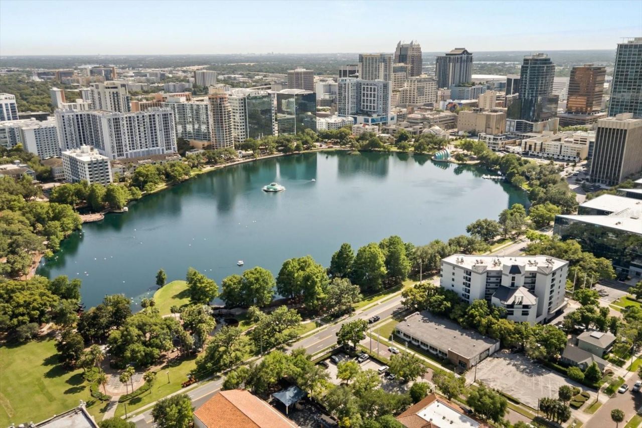 421 E Robinson Street, Orlando, FL 32801 Photo