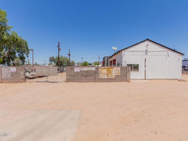 2244 W APACHE Trail, Apache Junction, AZ 85120