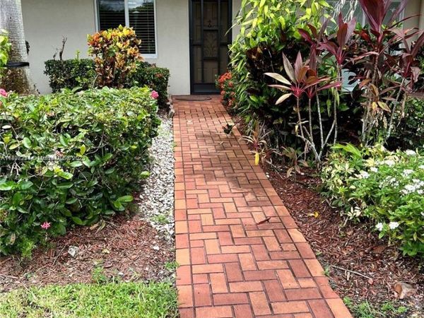 14360 Strathmore Ln, Unit 102, Delray Beach, FL 33446