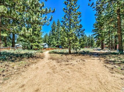 941 Silver Dollar Avenue, South Lake Tahoe, CA 96150 Photo