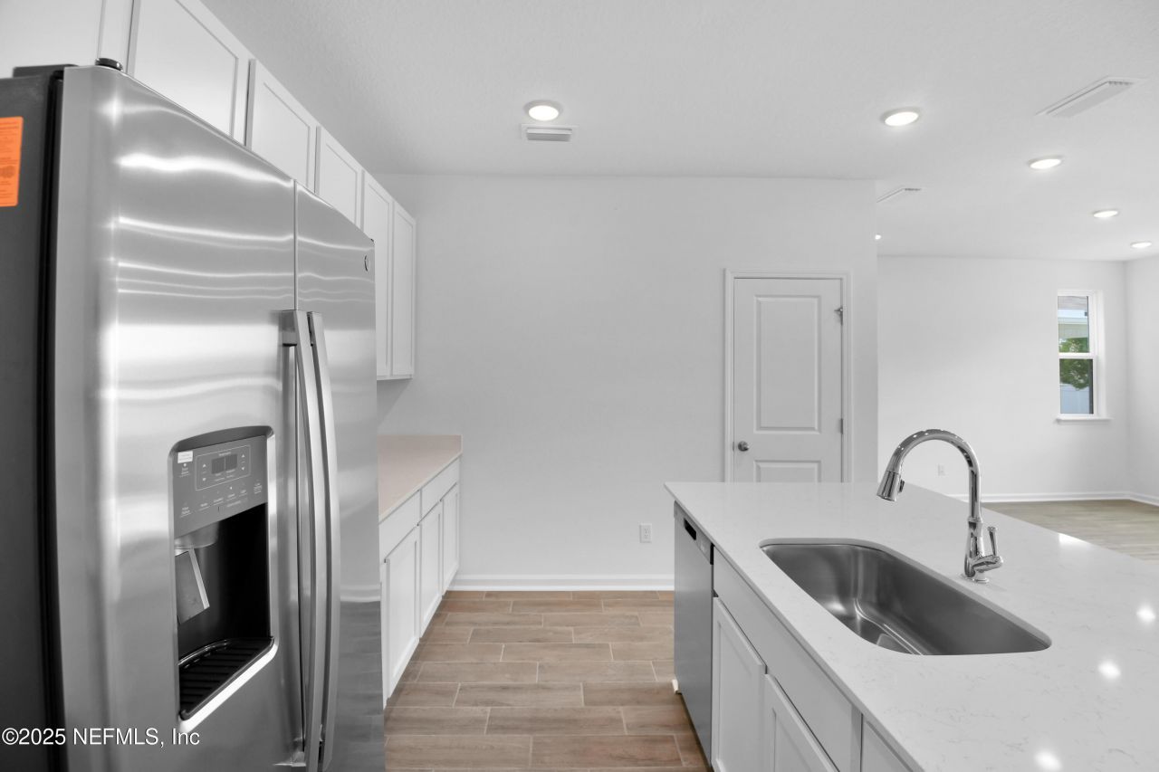 6834 Rhapsody Road, Jacksonville, FL 32244 Photo