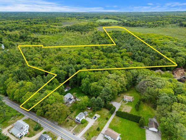 204 North Haverhill Road, Kensington, NH 03833