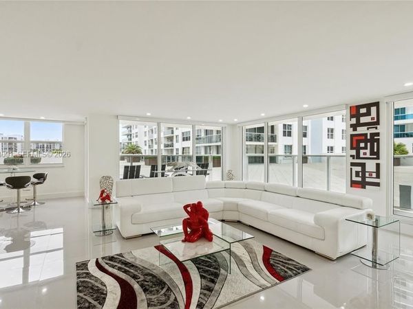 2751 S Ocean Dr, Unit 301S, Hollywood, FL 33019