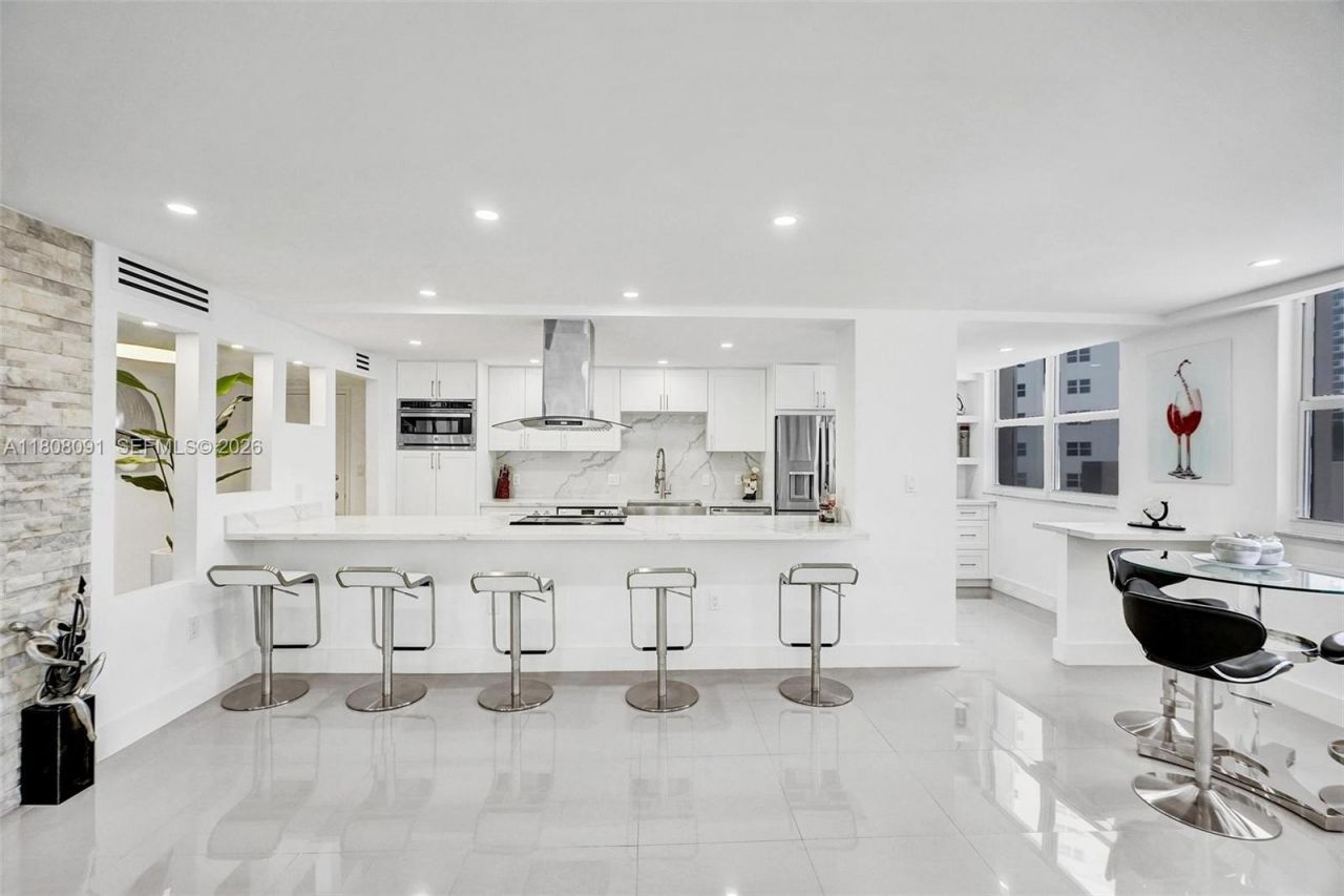 2751 S Ocean Dr, Unit 301S, Hollywood, FL 33019 Photo