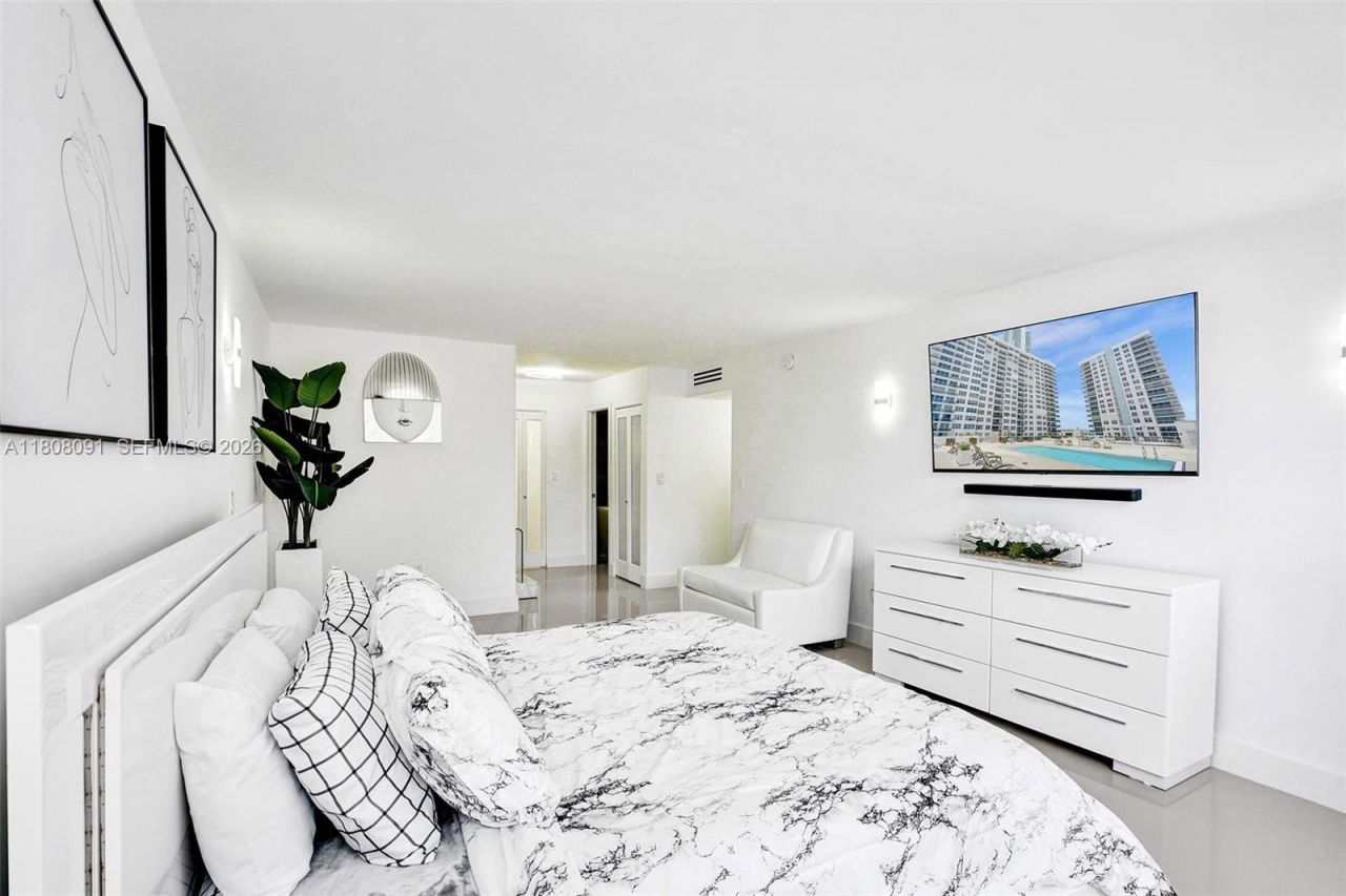 2751 S Ocean Dr, Unit 301S, Hollywood, FL 33019 Photo