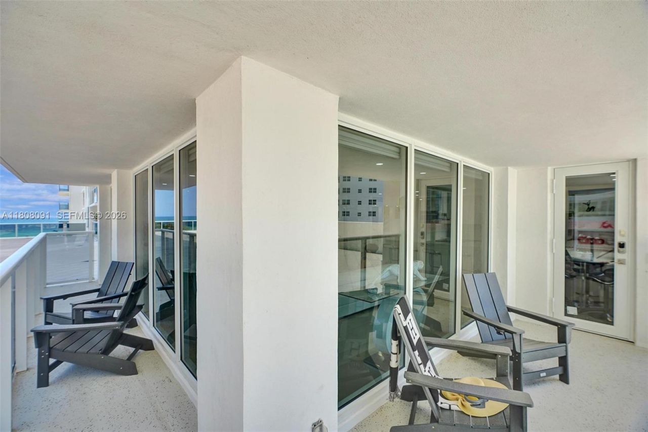 2751 S Ocean Dr, Unit 301S, Hollywood, FL 33019 Photo