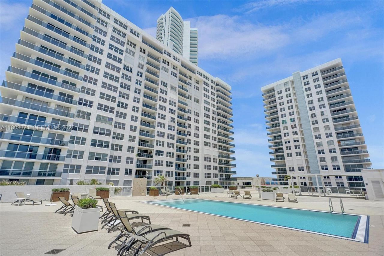 2751 S Ocean Dr, Unit 301S, Hollywood, FL 33019 Photo