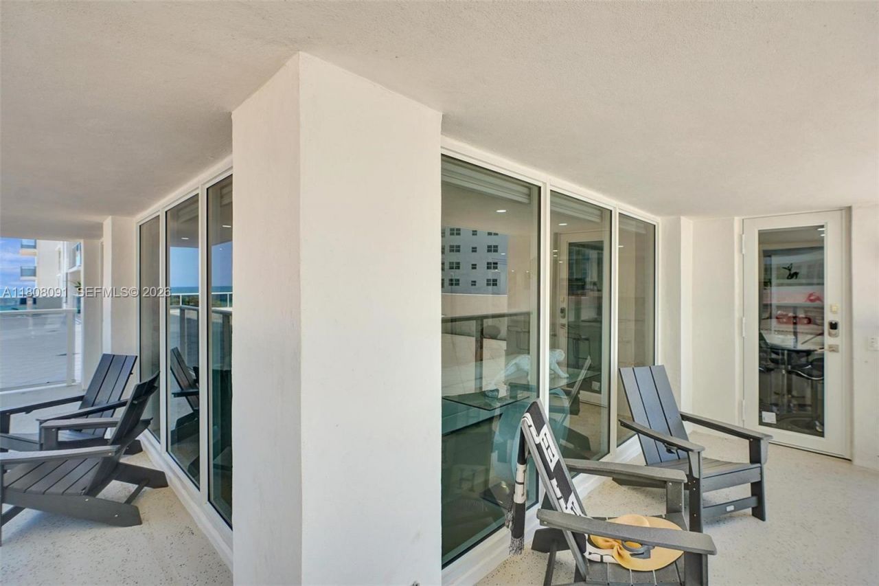 2751 S Ocean Dr, Unit 301S, Hollywood, FL 33019 Photo
