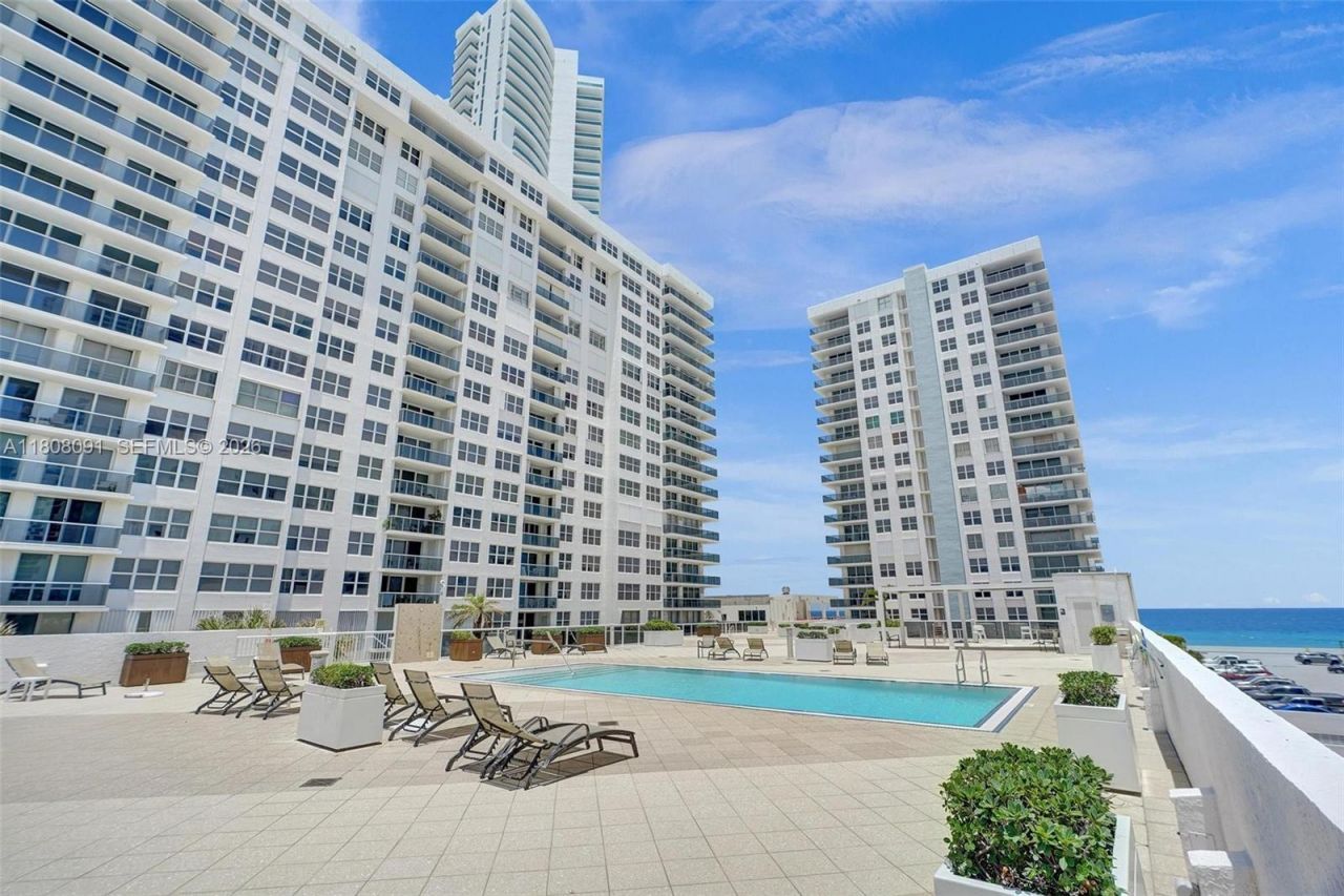 2751 S Ocean Dr, Unit 301S, Hollywood, FL 33019 Photo