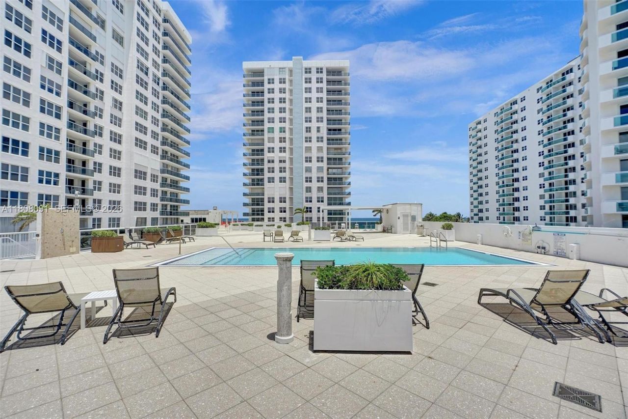2751 S Ocean Dr, Unit 301S, Hollywood, FL 33019 Photo