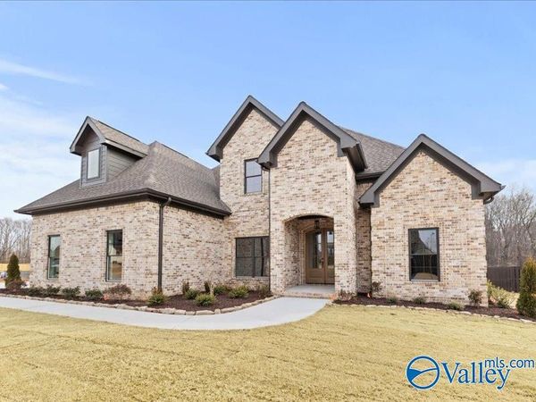 16178 Darby Drive, Athens, AL 35613