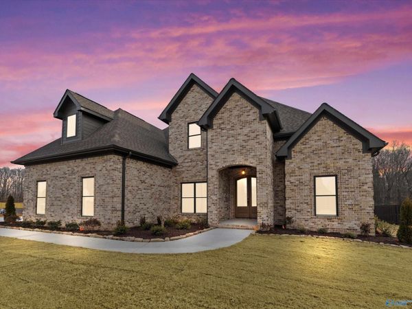 16178 Darby Drive, Athens, AL 35613