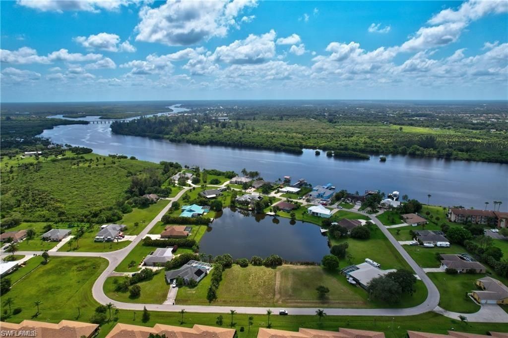 17091 Waters Edge Cir, North Fort Myers, FL 33917 Photo