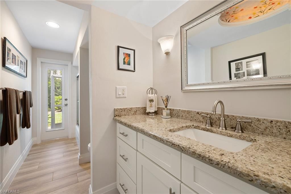 636 Park Shore Dr, Naples, FL 34103 Photo