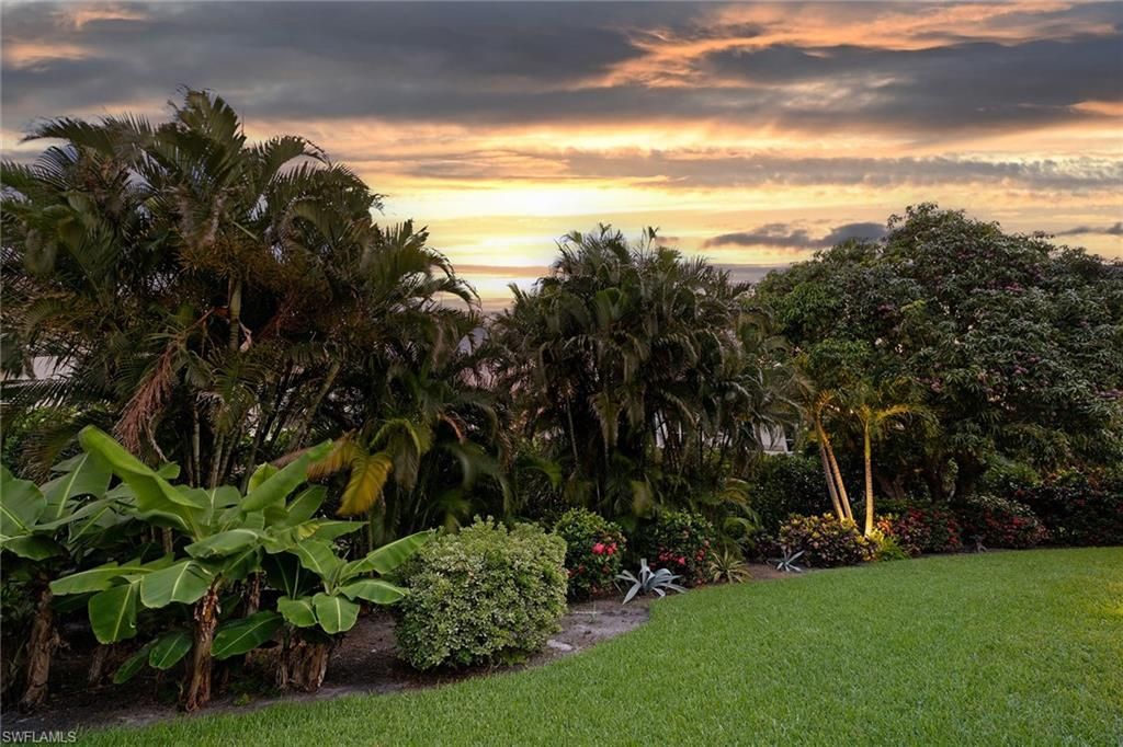 636 Park Shore Dr, Naples, FL 34103 Photo