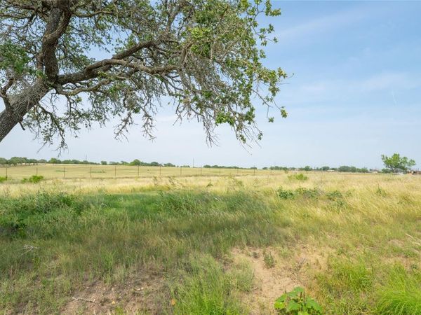 300 ALTIDORE Ave, Dale, TX 78616