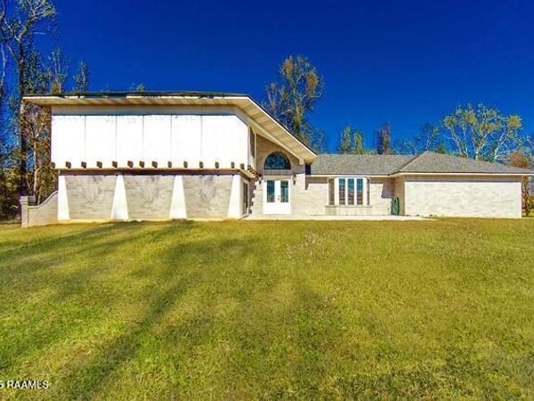 4309 Bayouside Drive, Houma, LA 70363