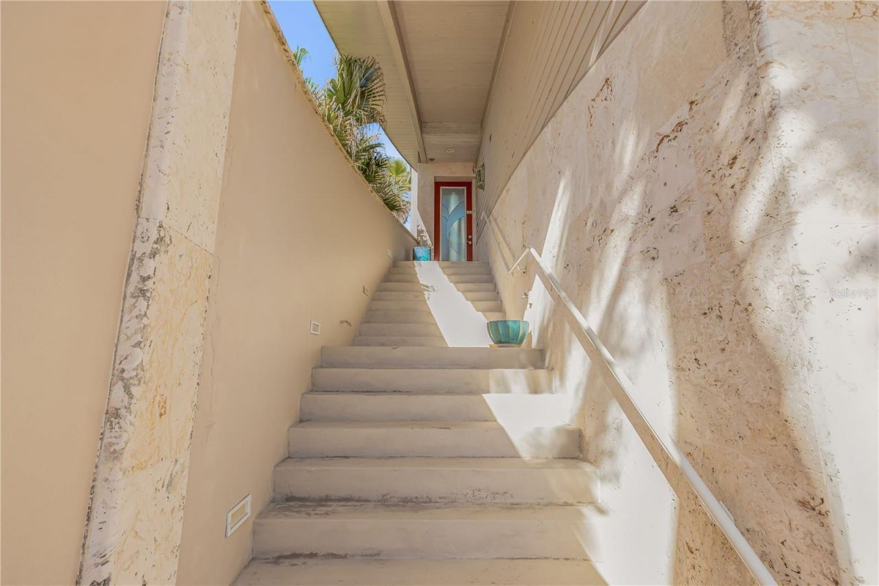 1209 N Atlantic Avenue, New Smyrna Beach, FL 32169 Photo