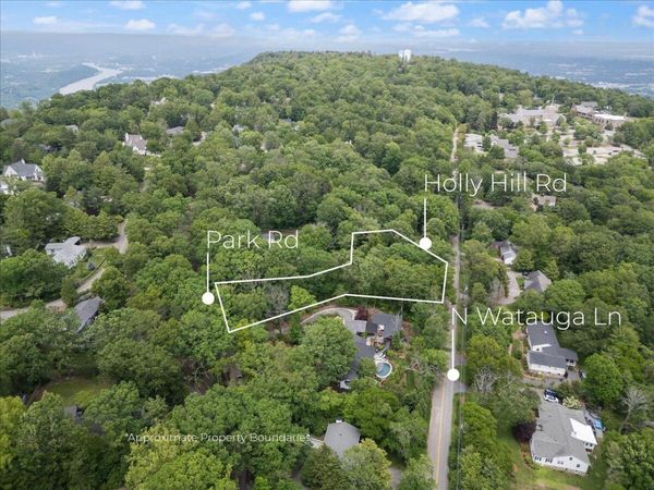 307 Park Road, Lookout Mountain, TN 37350